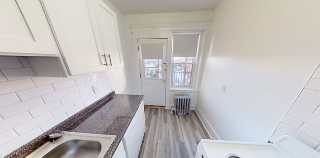 Building Photo - 116 Washington St