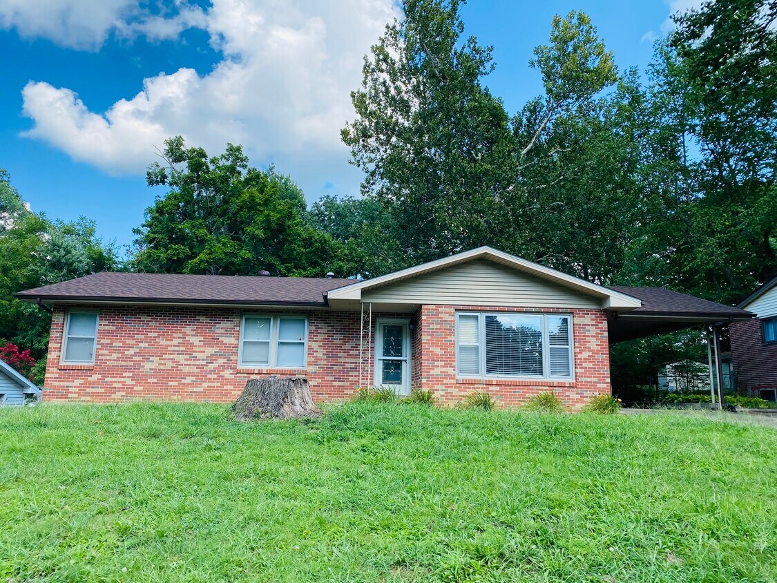 Foto principal - 1208 Apache Ave