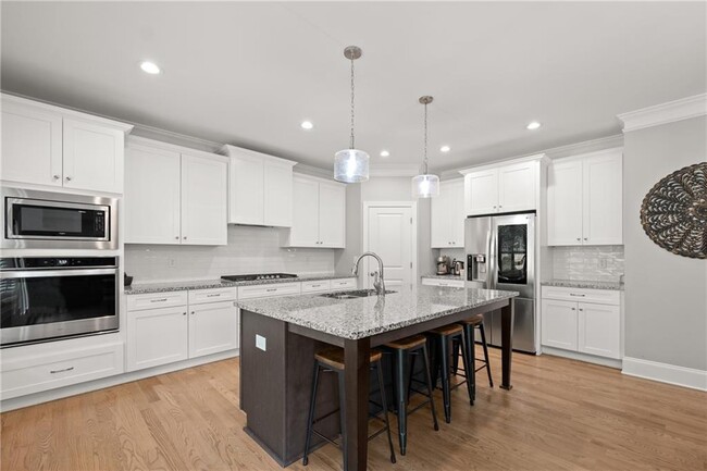 Building Photo - 1049 Hartwell Crossing