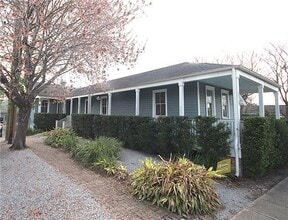 Building Photo - 529 Jena St