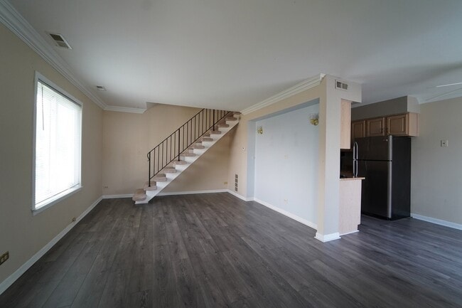 Building Photo - 1543 Cornell Pl