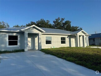 Building Photo - 281 Sunflower St