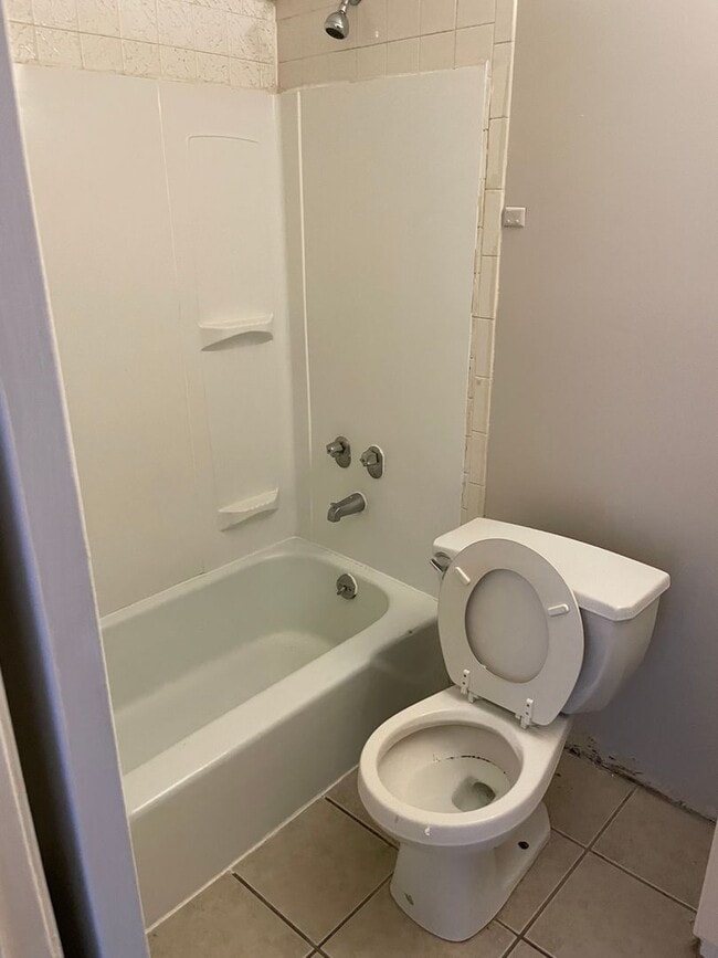 Interior Photo - 22 ELLIOTT ST