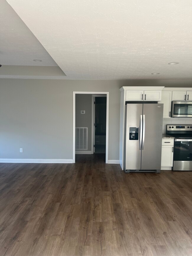 Building Photo - 389 Cedar Run St