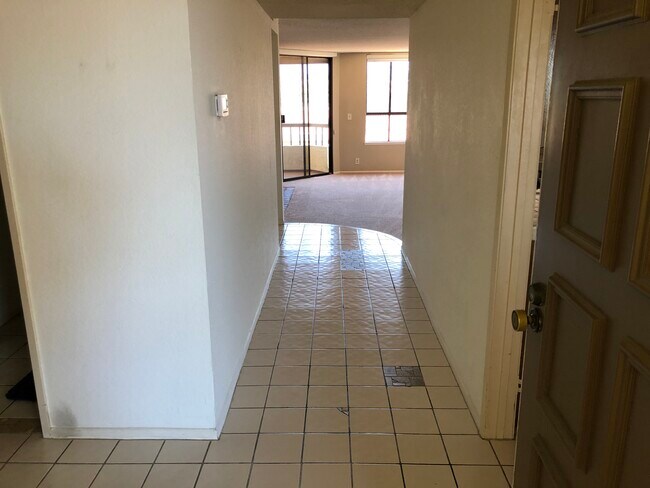 Hallway - 27935 Redondela