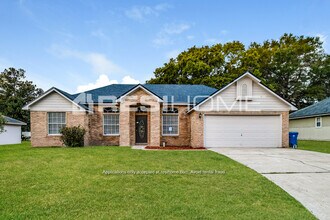 Building Photo - 11810 Cherry Bark Dr W