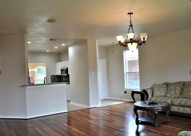 Foto del edificio - 19438 Juniper Vale Cir