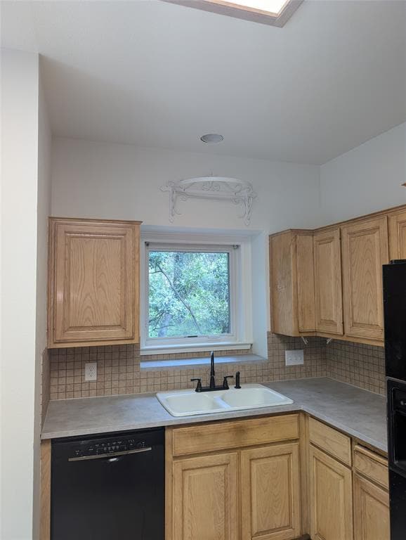 Building Photo - 6002 Shadow Valley Cove