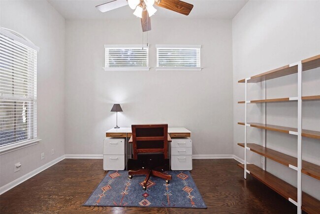 Building Photo - 328 Rock Mill Loop