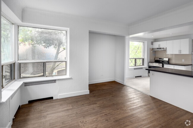 1 BR, 1 BA - 560 SF - 869 Avenue Rd