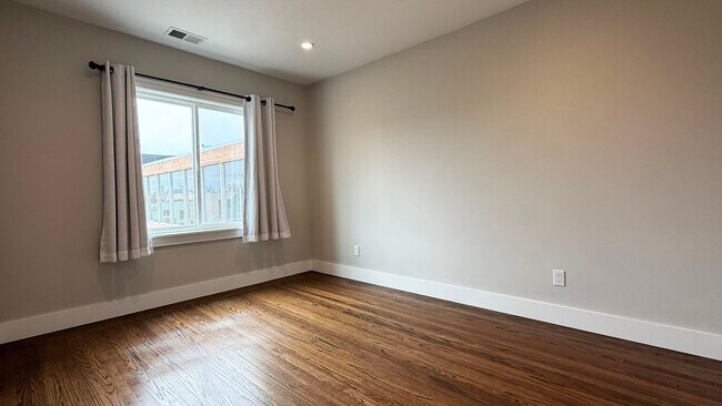 Foto del edificio - 1435-1437 19th Avenue