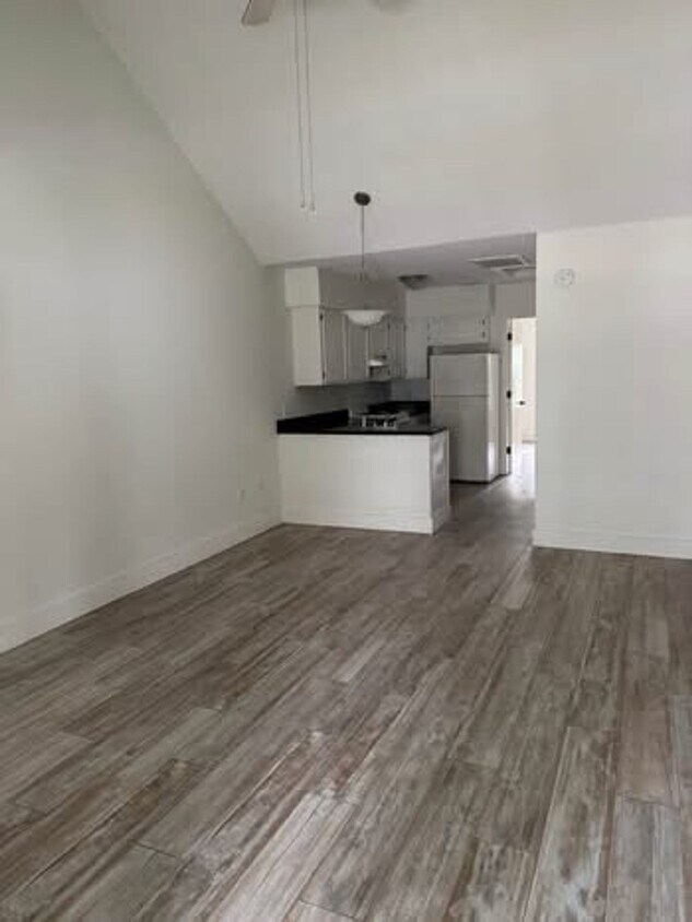 Foto principal - Large One Bedroom Across from the Beach in...