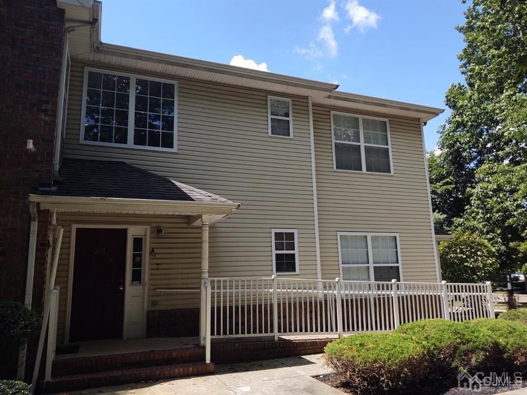 Primary Photo - 202 Pinelli Dr