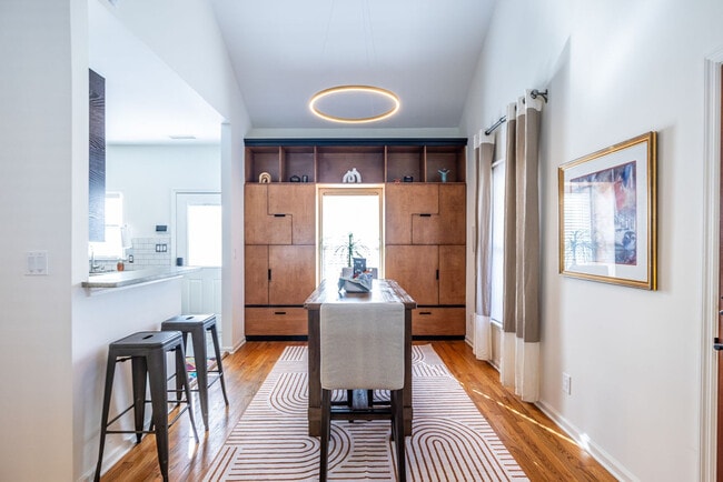 Building Photo - 69 Randolph St NE