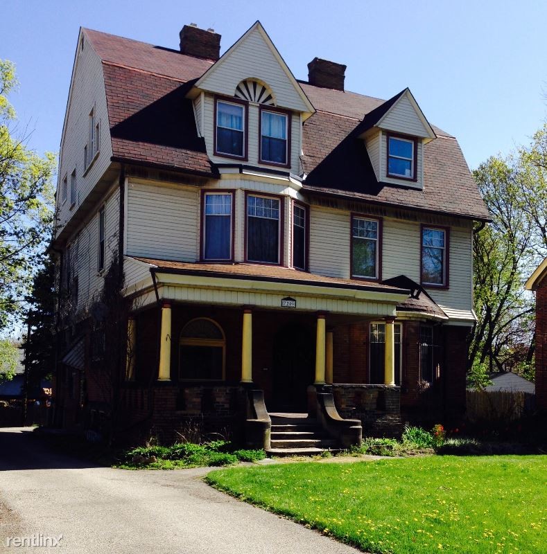Primary Photo - 3 br, 2 bath Apartment - 7209 Penn Ave