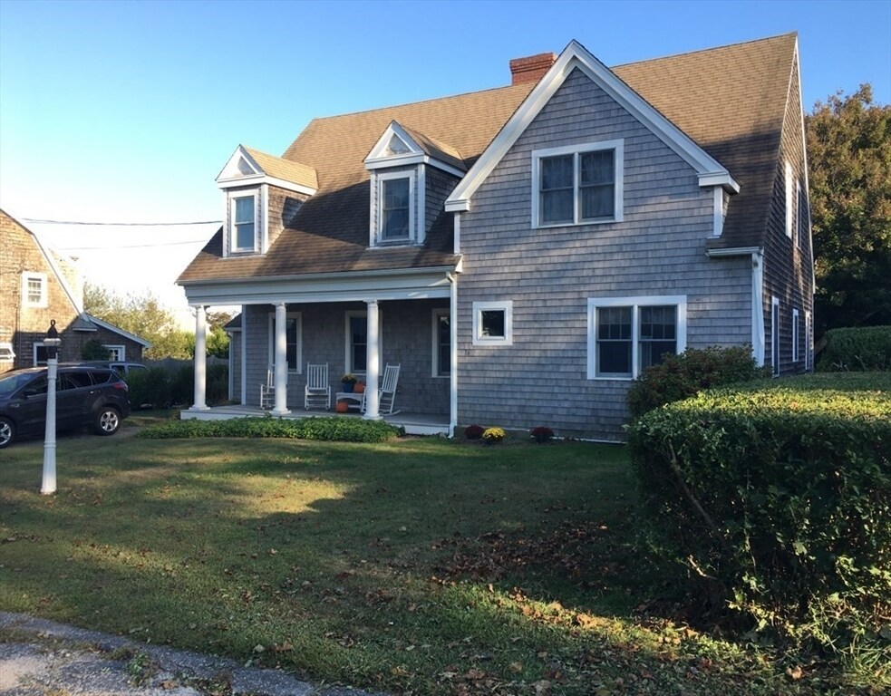 Primary Photo - 34 Wampatuck Ave