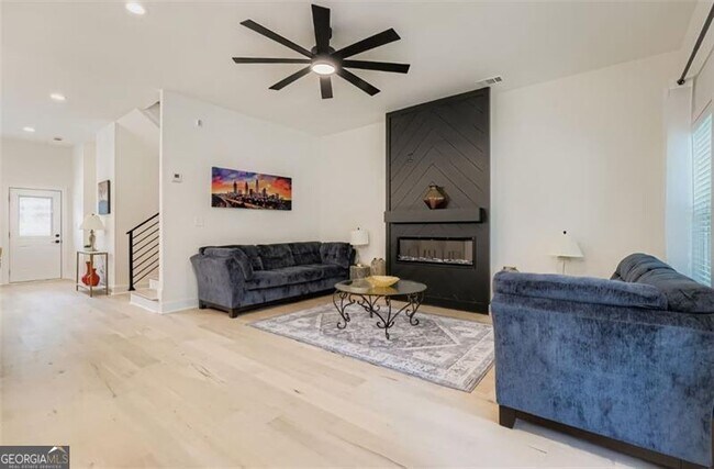 Foto del edificio - 854 Smith St SW
