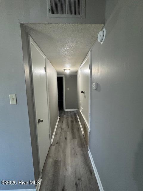 Foto del edificio - 1122 E Stewart Cir