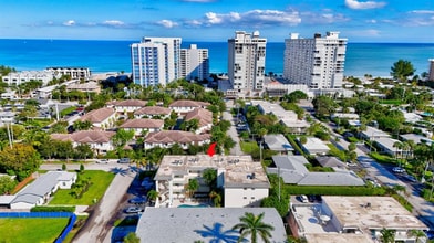 Building Photo - 3216 SE 8th St