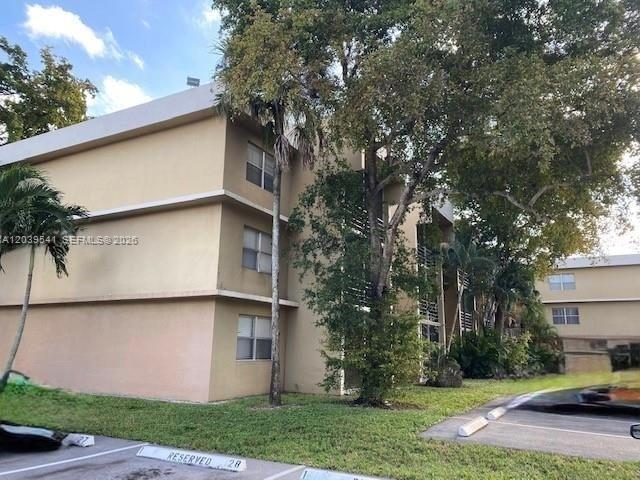 Foto del edificio - 4205 N University Dr