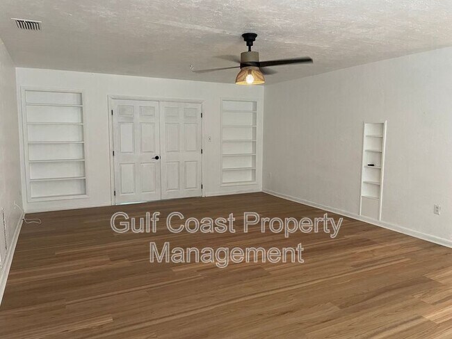 Building Photo - 21378 Meehan Ave
