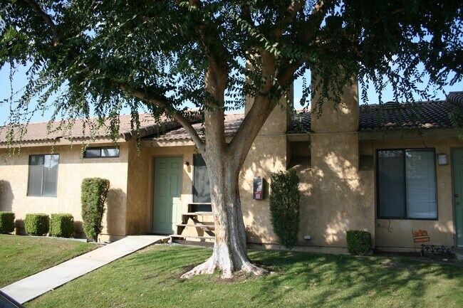 Foto del edificio - 8600 White Rock Dr