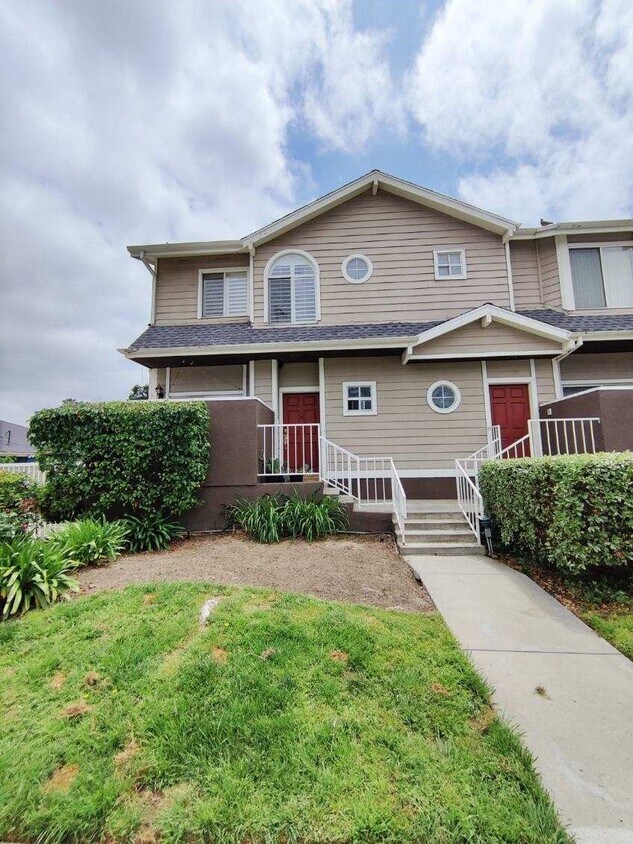 8624 De Soto Ave, Los Angeles, CA 91304 Townhome Rentals in Los