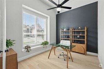 Building Photo - 1808 Wren St