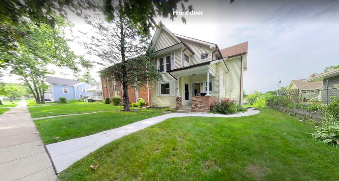 Primary Photo - 622 E Jefferson St