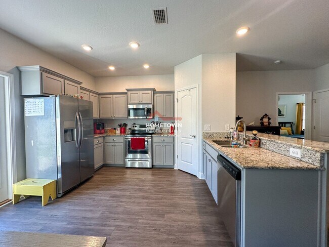 Foto del edificio - 3613 Conley Dr