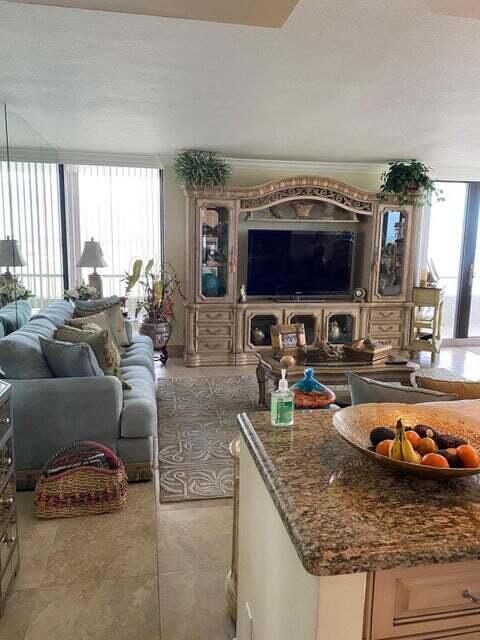 Foto del edificio - 5540 N Ocean Dr