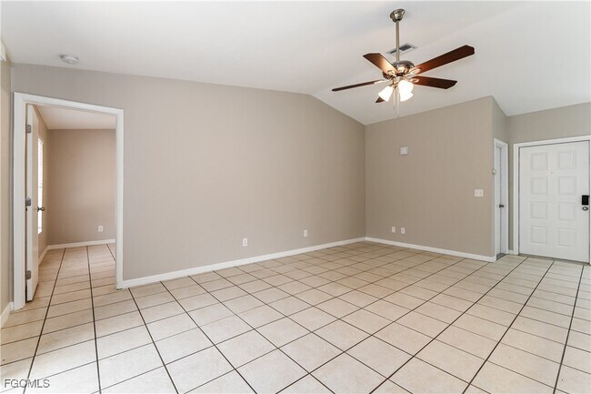 Foto del edificio - 15478 Spring Line Ln