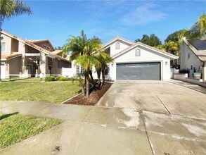 Building Photo - 3303 Deaver Dr