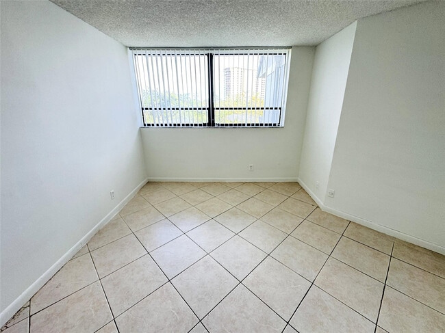 Foto del edificio - 2000 N Congress Ave