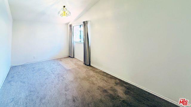 Building Photo - 1488 Palisades Dr