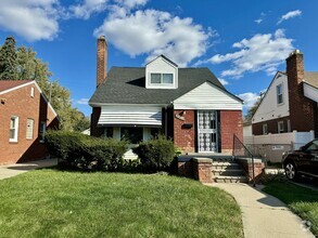 Building Photo - 18940 Harlow Ave