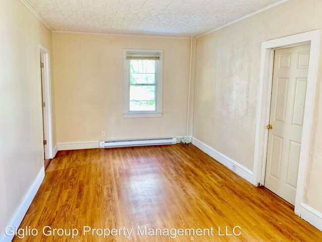 Building Photo - 538 Lavelle Ct