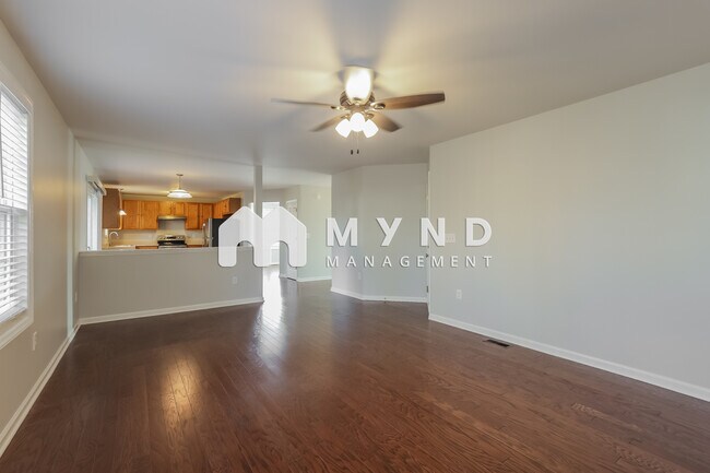 Building Photo - 4801 Windmere Chase Dr