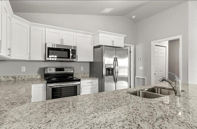 Foto del edificio - 626 NW 2nd Ln