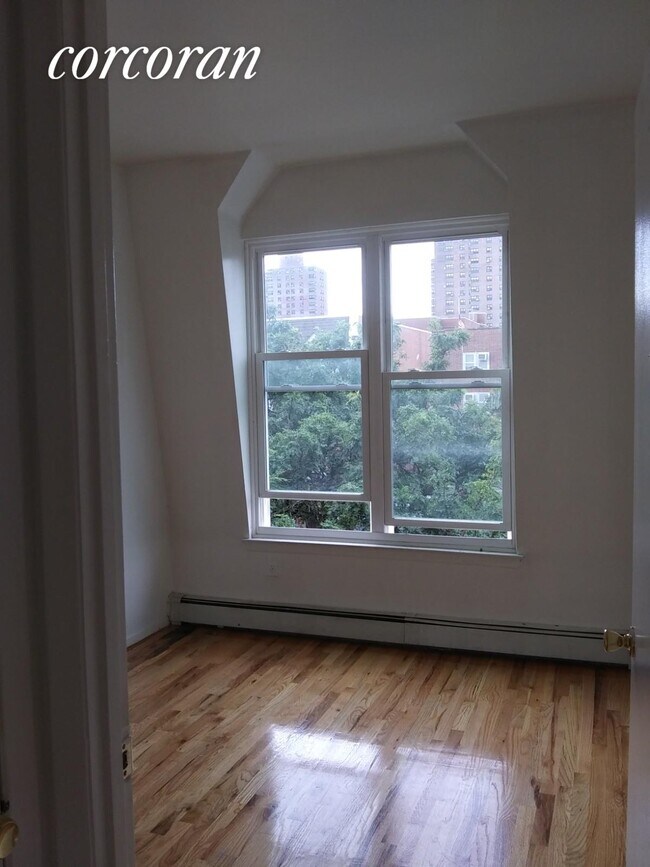 Foto del edificio - 233 E 110th St