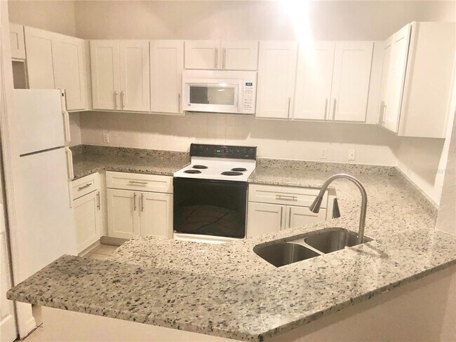 Foto del edificio - 2640 Legacy Villas Dr