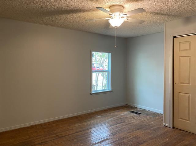 Foto del edificio - 1450 Lillius St