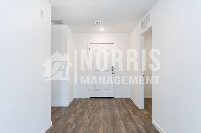 Building Photo - Beautiful New Home in a Great Location!