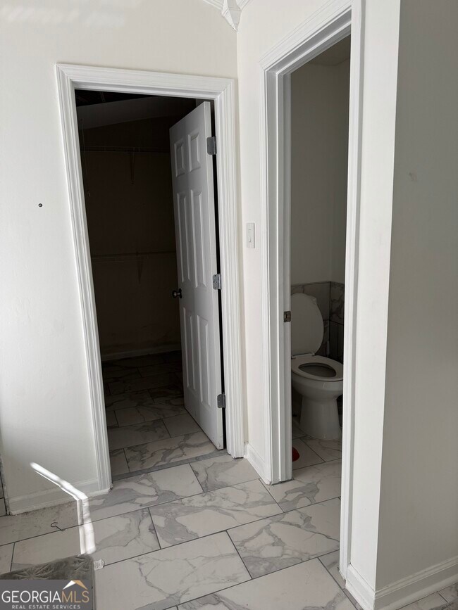 Foto del edificio - 1303 River Club Dr NE