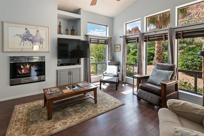 Building Photo - 155 Beaver Creek Dr