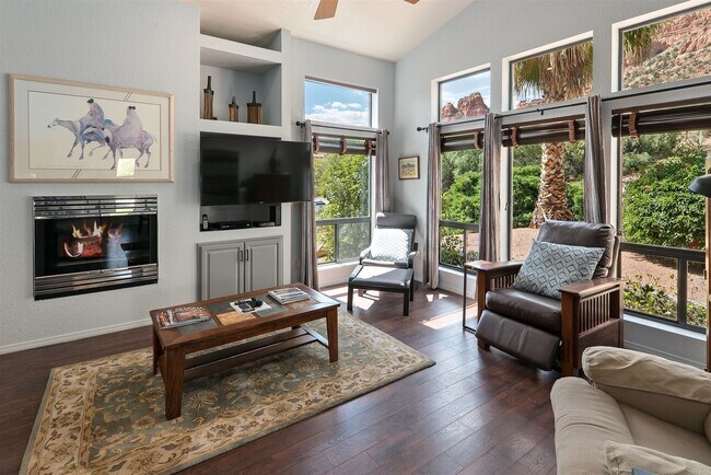 Foto del edificio - 155 Beaver Creek Dr