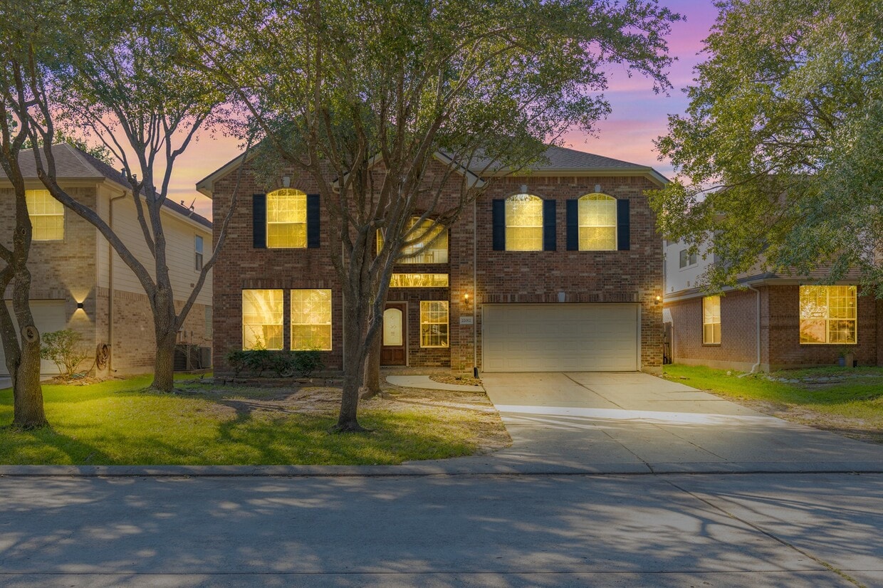 Primary Photo - 22012 Royal Timbers Dr