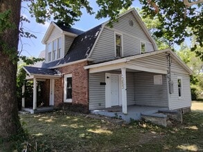 Building Photo - 1607 W Nichols St