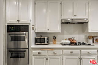 Foto del edificio - 1338 Harvard St