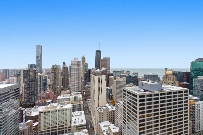 Building Photo - 405 N Wabash Ave